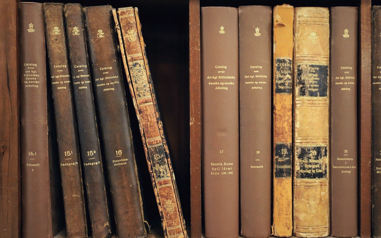 Bound volumes of statute on a shelf